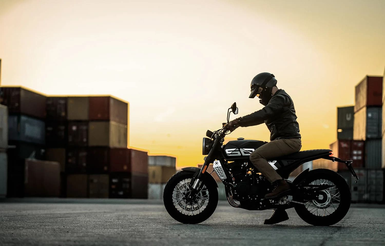 Brixton Crossfire 500 X — Đánh giá & trải nghiệm lái roadster 500 twin